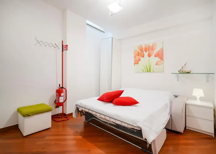 Апартаменты Guesthost - De Napoli Ev Бари