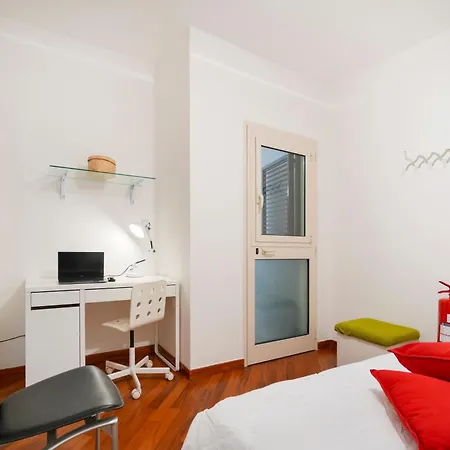 Guesthost - De Napoli Ev Bari