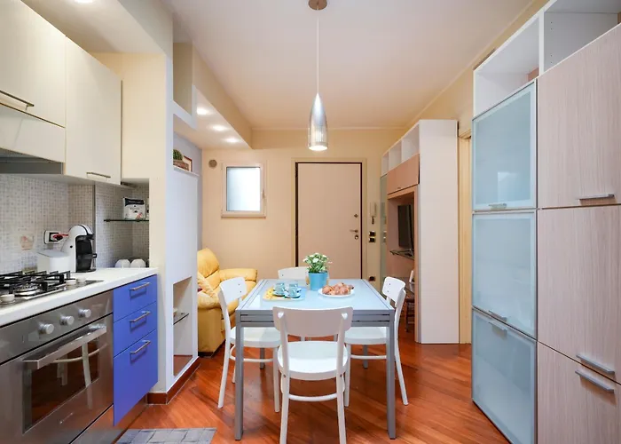 Appartamento Guesthost - De Napoli Ev