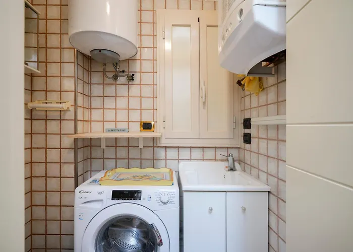 Guesthost - De Napoli Ev Appartamento